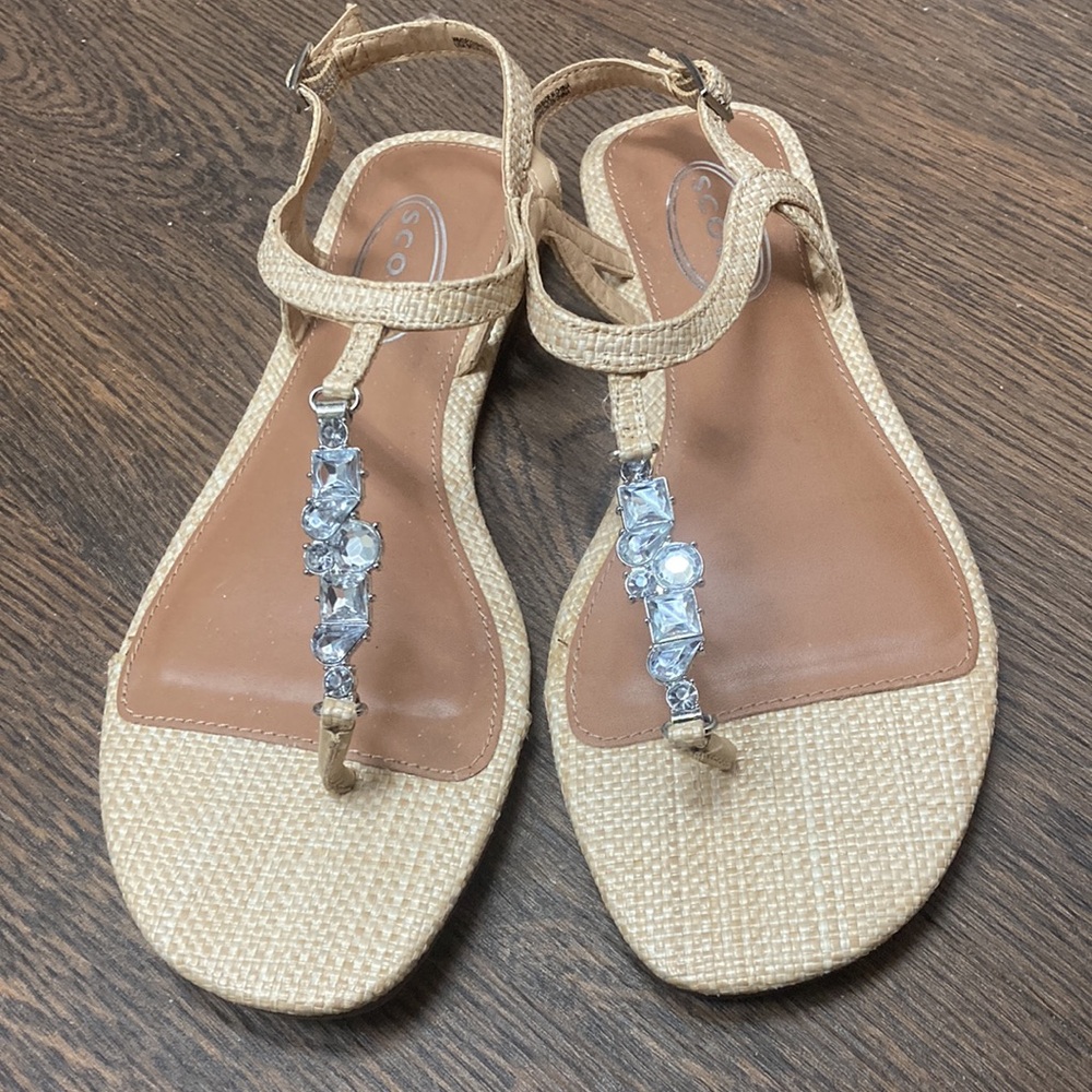 Scoop Rhinestone Sandals    Size 9